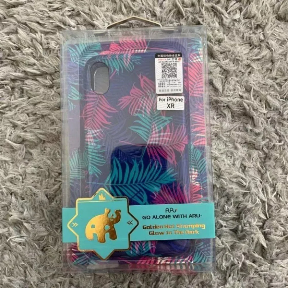NEW iPhone XR Floral leaf case